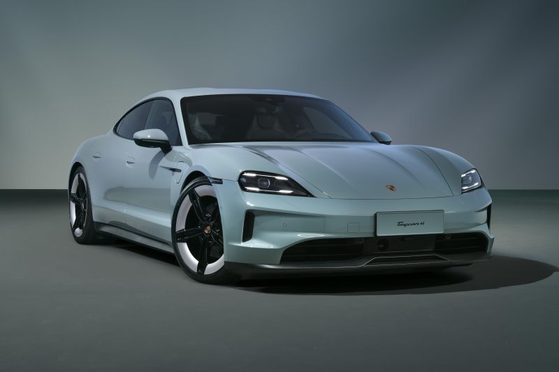 Porsche confirms expanded petrol and hybrid model range, job cuts