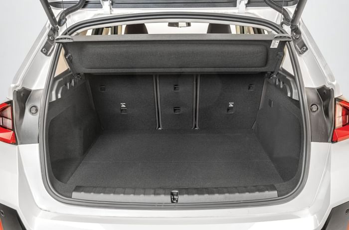 BMW iX1 boot BMW iX1 boot