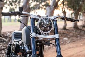 Harley-Davidson Shovelhead street tracker by Stoos Customs