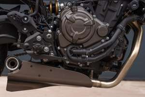 Yamaha XSR700 street tracker by Crooked Motorcycles