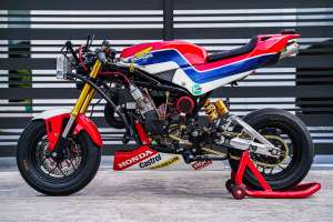 A Honda Grom street racer with a two-stroke moto, by Cohn Racers, USA
