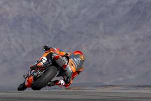 OrangeCat Lightfighter V3-RH electric racing motorcycle